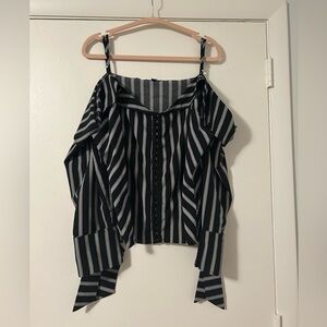 Fashion Nova Blouse with Clasps Up Front